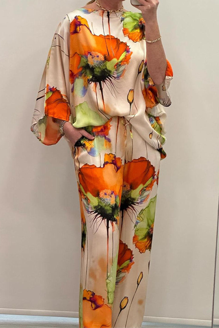 Women's Printed Two-Piece Set - Effortless Statement Style