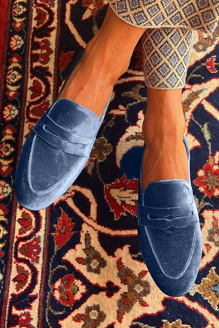 Women's Classic Velvet Loafer - Sophisticated Everyday Style