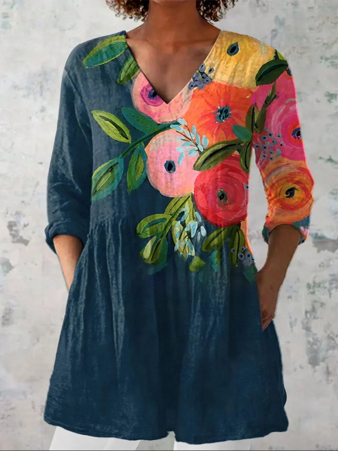 Women's Classic Floral V-Neck Shirt - Effortless Everyday Style