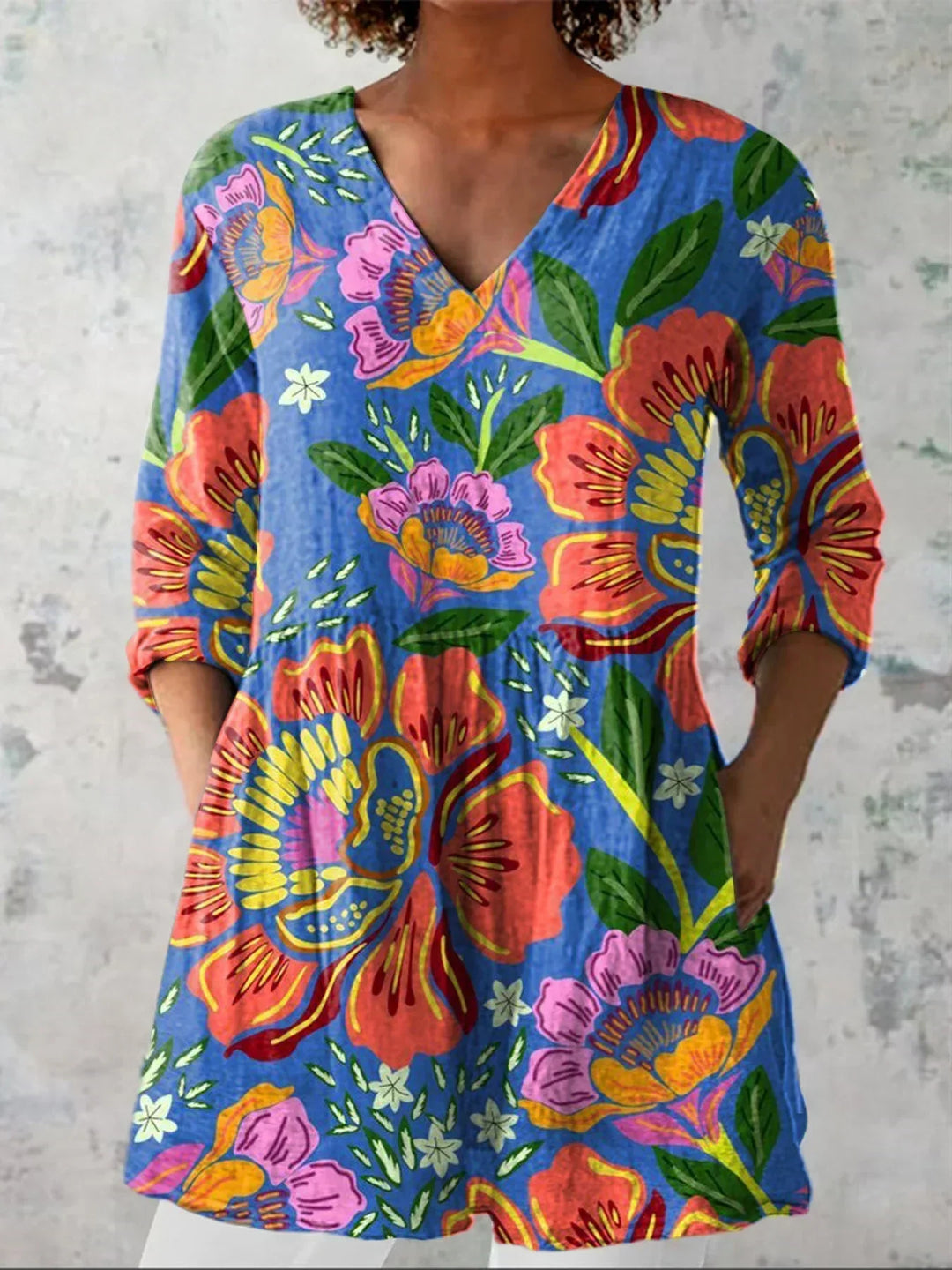 Women's Tropical Floral V-Neck Shirt - Bright Vacation-Ready Top