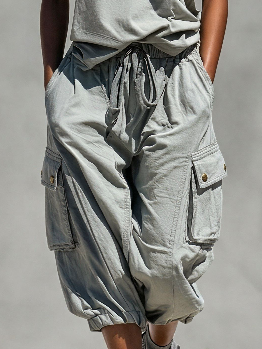 Women's Gray Sleeveless Tank & Cargo Shorts Set - Casual Look