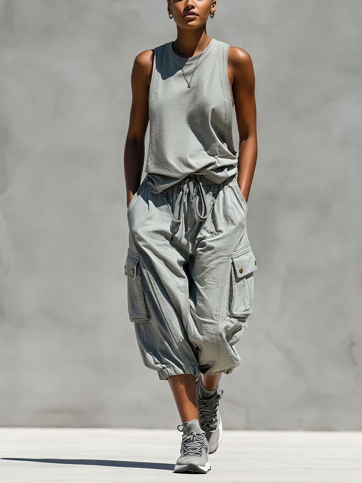 Women's Gray Sleeveless Tank & Cargo Shorts Set - Casual Look