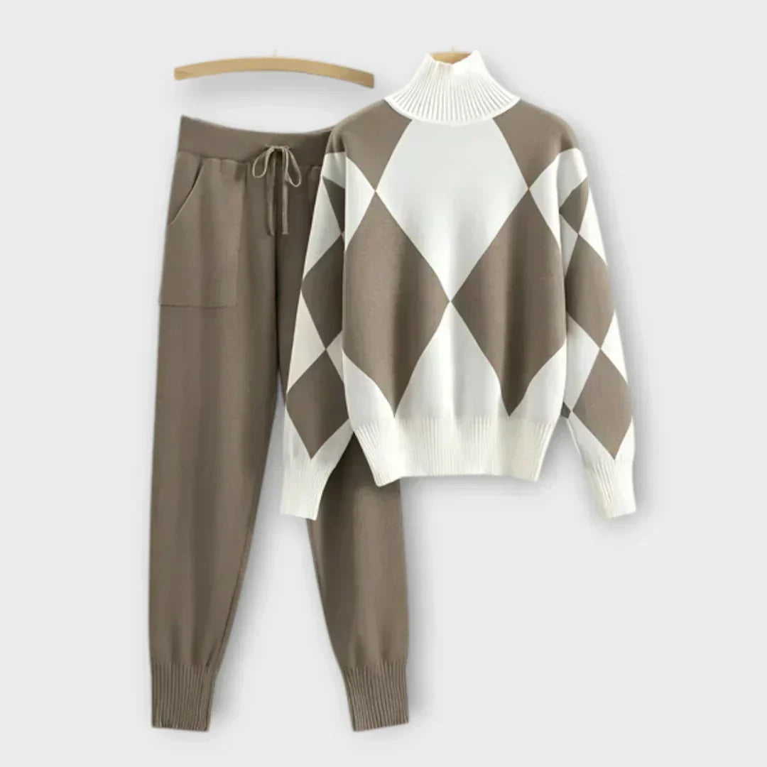 Women's Elegant Two-Piece Set - Versatile Day-to-Night Outfit