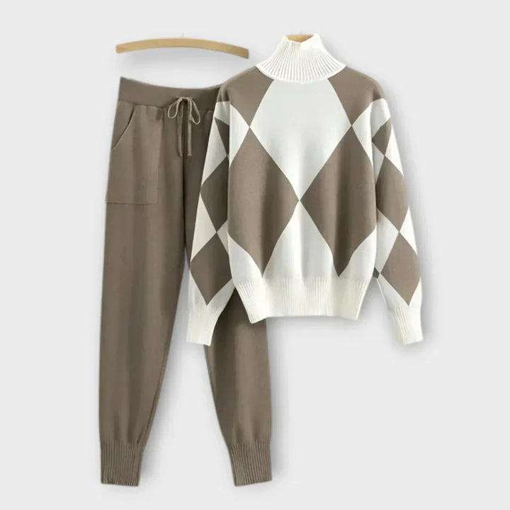 Women's Elegant Two-Piece Set - Versatile Day-to-Night Outfit