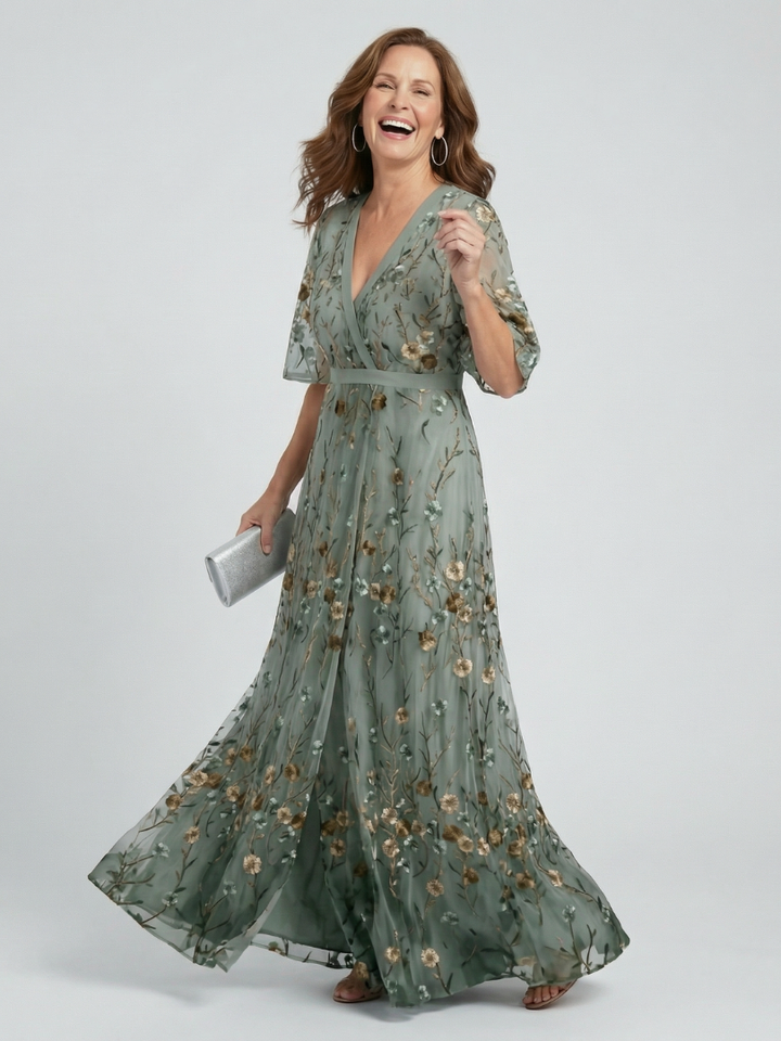 Women's Flowy Maxi Dress with Halter Neck – Effortless Summer Style