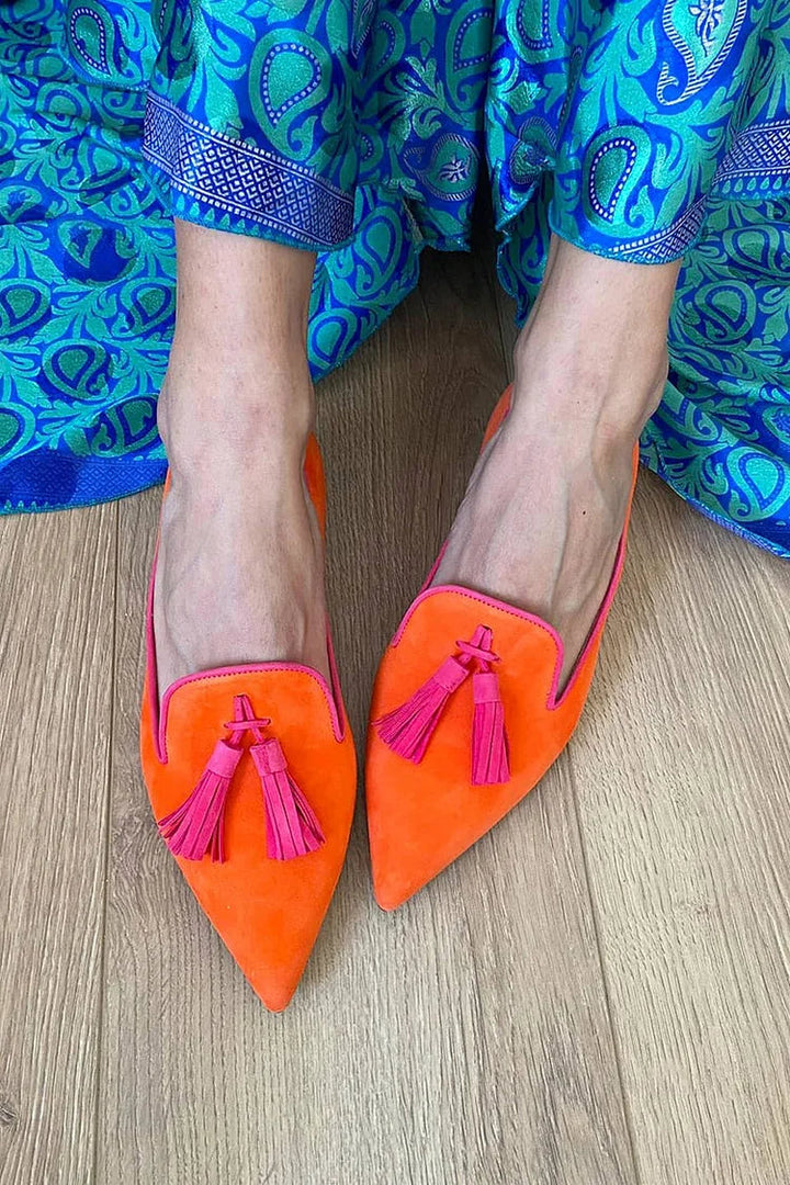 Women's Elegant Tassel Loafers - Classic Everyday Style
