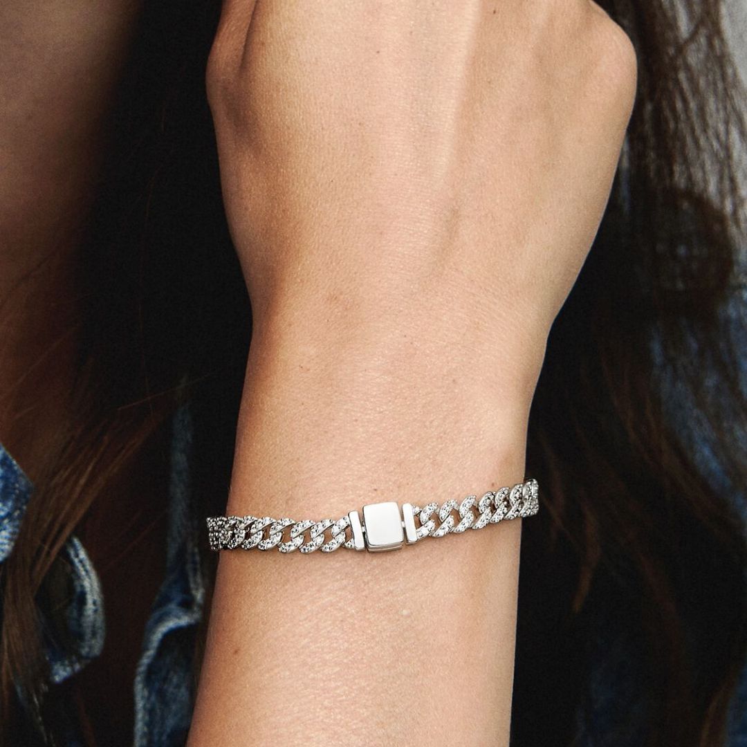 Women's Pave Cuban Link Bracelet - Elegant Sparkle for Any Occasion