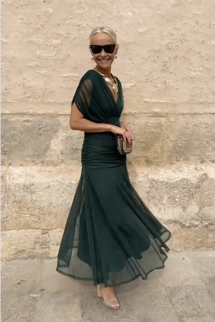 Women's Elegant Maxi Party Dress with V-Neck - Perfect for Evenings