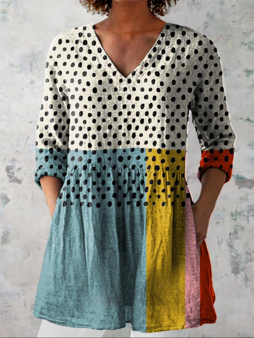 Women's Printed Long V-Neck Blouse - Effortless Everyday Style