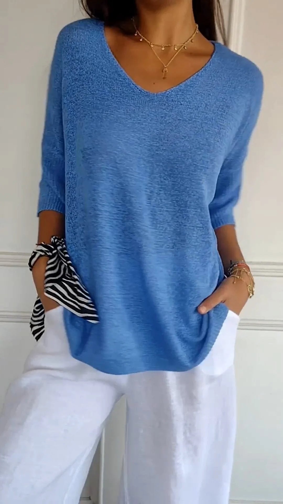 Women's V-Neck Knit Top - Versatile Everyday Essential