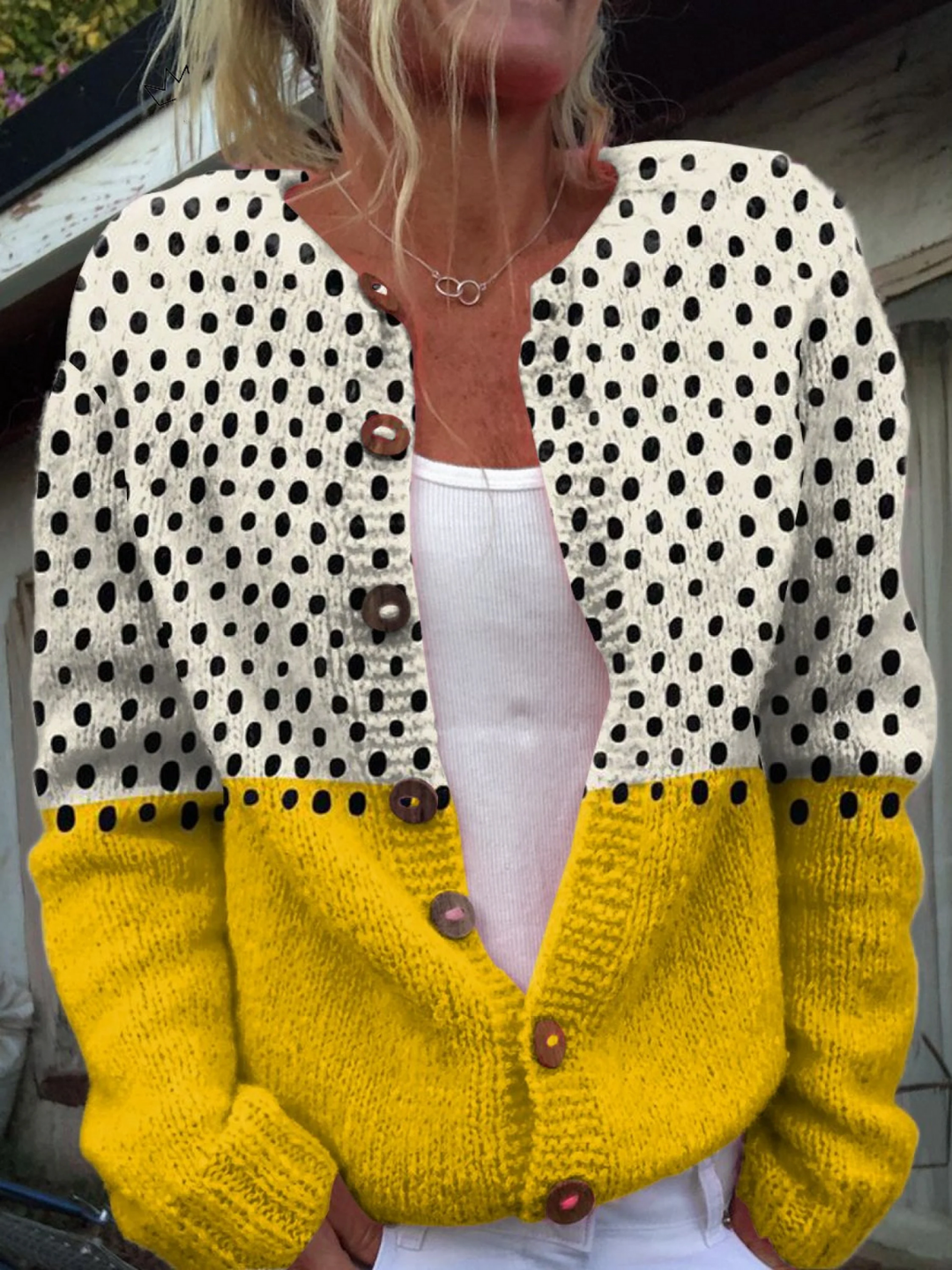 Women's Meigh Sophisticated Cardigan - Effortless Autumn Layer