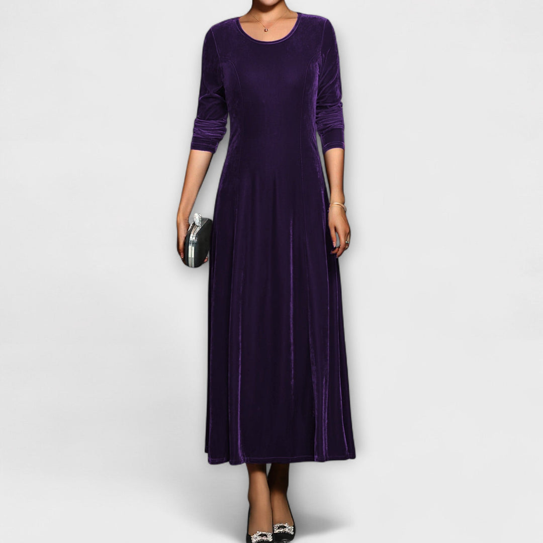 Women's Velvet Dress - Timeless Elegance for Evening Events