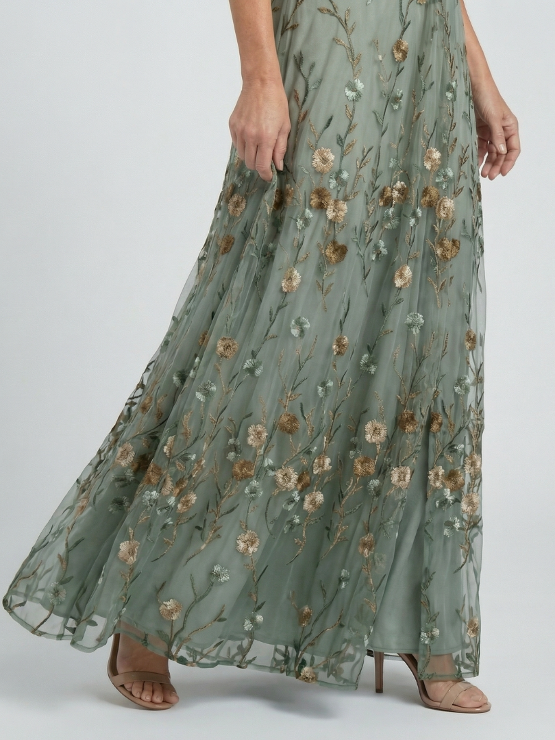 Women's Flowy Maxi Dress with Halter Neck – Effortless Summer Style