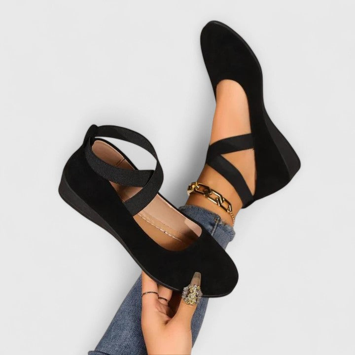 Women's Cross-Strap Flats – Effortless Everyday Elegance