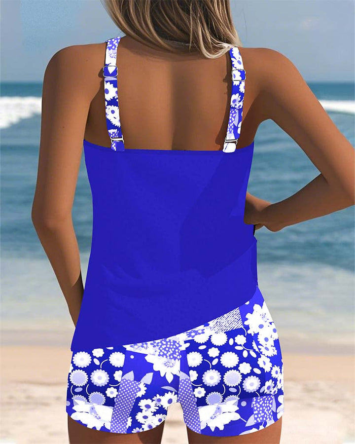 Women's Floral Tankini Set - Comfortable & Flirty Beach Look
