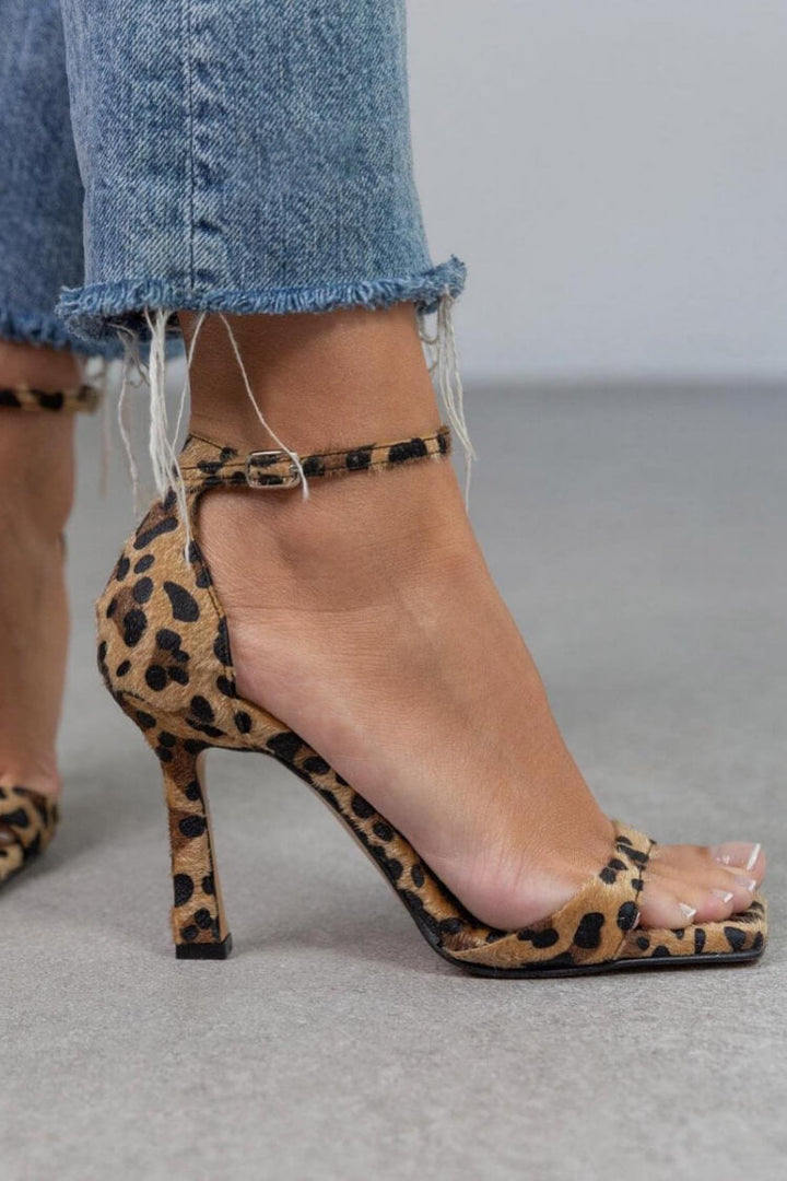 Women's Leopard Print Heels - Chic & Comfortable Stiletto