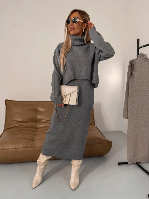 Women's Knit Two-Piece Set - Effortless Transitional Layering