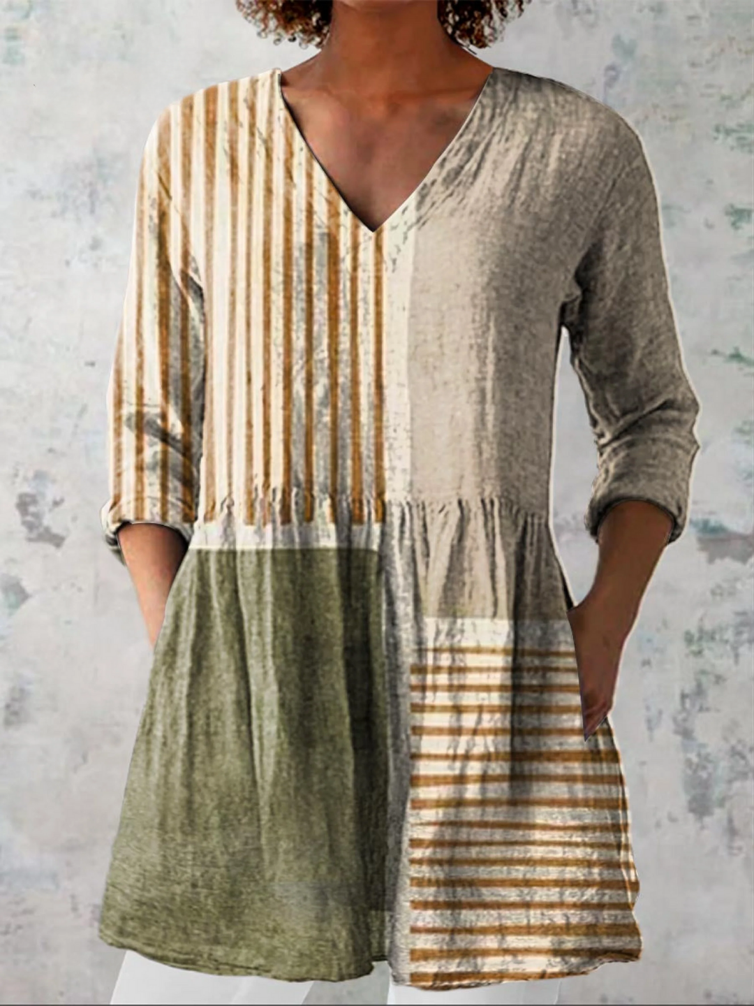 Women's Longline V-Neck Top with Pockets – Long Sleeve