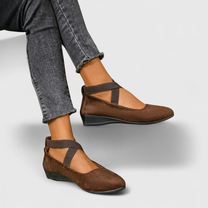 Women's Cross-Strap Flats – Effortless Everyday Elegance