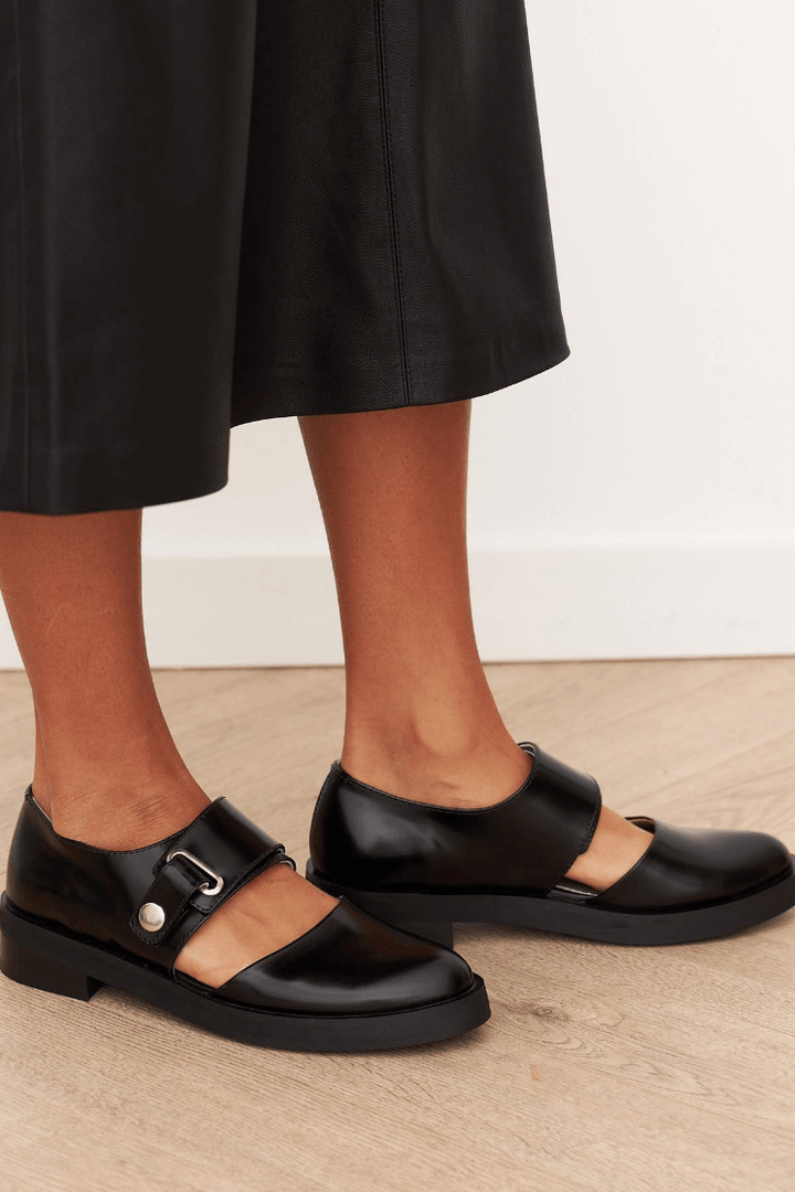 Women's Black Leather Buckle Loafers - Versatile Everyday Style
