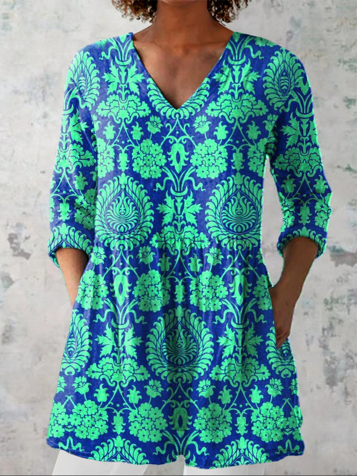 Women's V-Neck Longline Shirt - Effortless Everyday Style