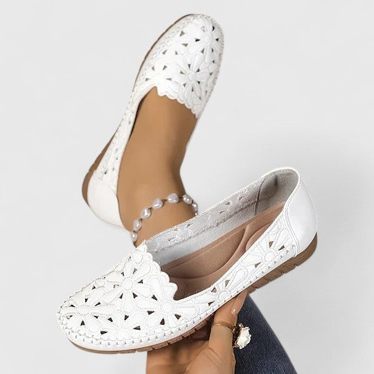 Women's Closed Toe Elegant Sandals - Everyday Comfort