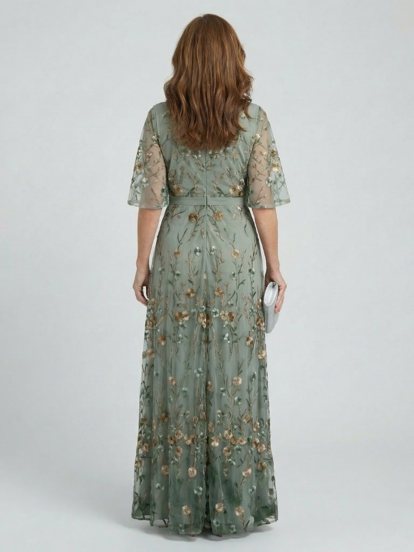 Women's Flowy Maxi Dress with Halter Neck – Effortless Summer Style