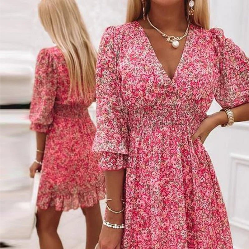 Women's Floral V-Neck Smocked Dress - Effortless Everyday Style