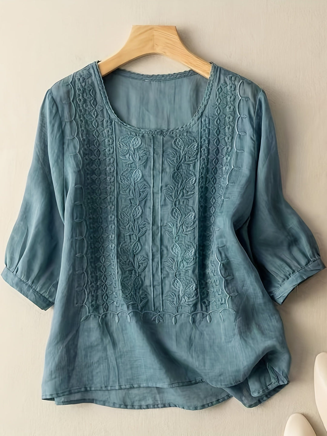 Women's Natalie Embroidered Blouse - Timeless Elegance