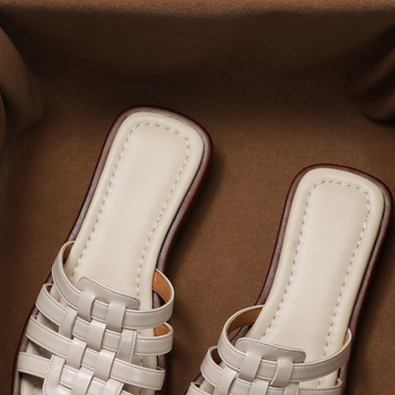 Women's Calabria Woven Leather Slippers - Everyday Elegance