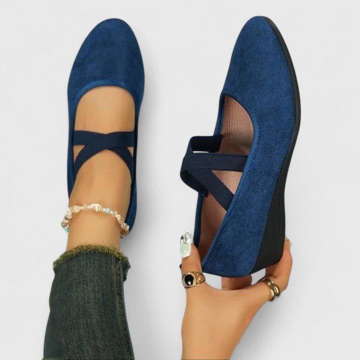 Women's Cross-Strap Flats – Effortless Everyday Elegance