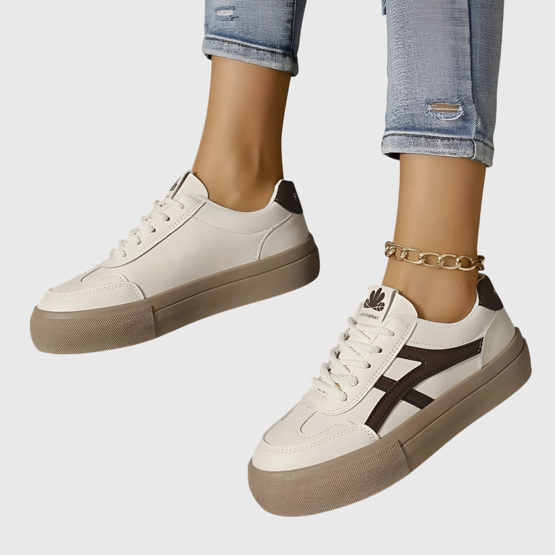 Women's Street Chic Sneakers - Everyday Style and Comfort