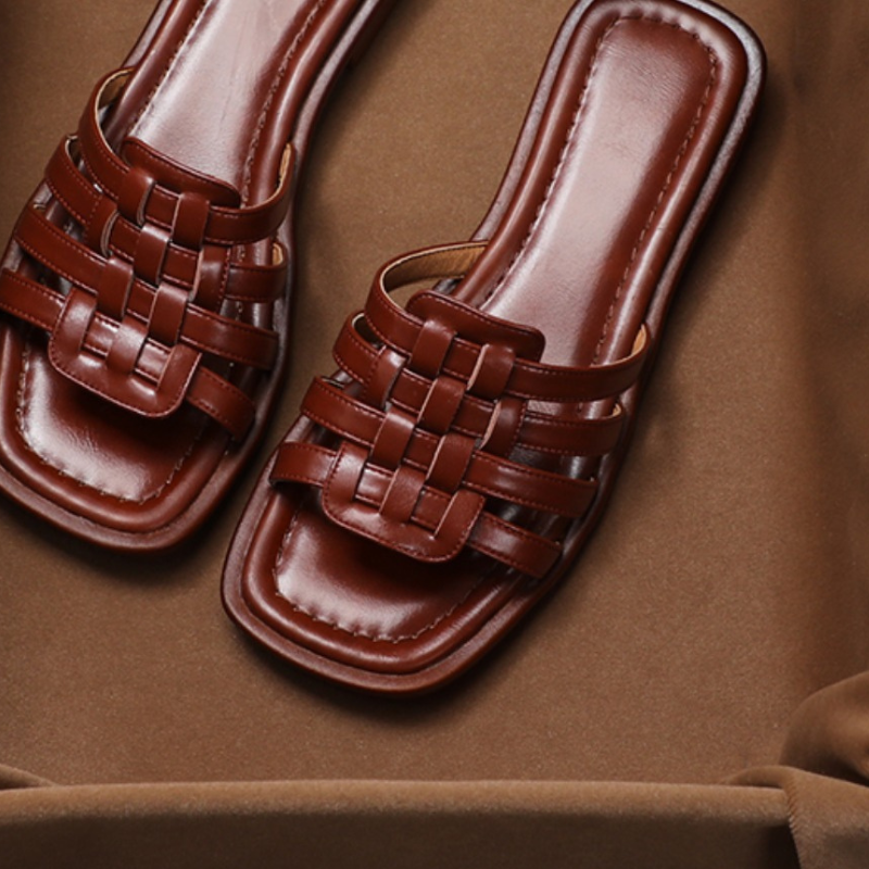 Women's Calabria Woven Leather Slippers - Everyday Elegance