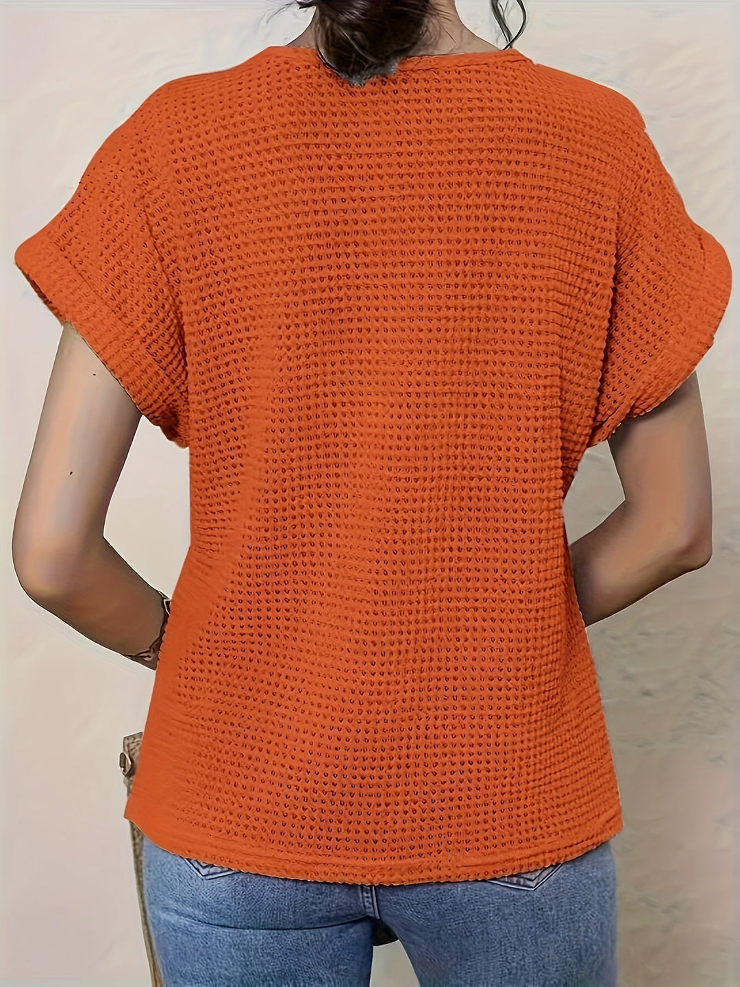 Women's Chic Round Neck Knit Top - Flattering Everyday Essential