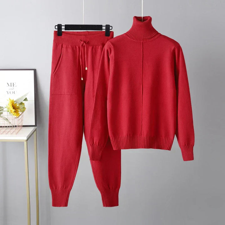 Women's Knit Two-Piece Set - Effortless Minimalist Comfort