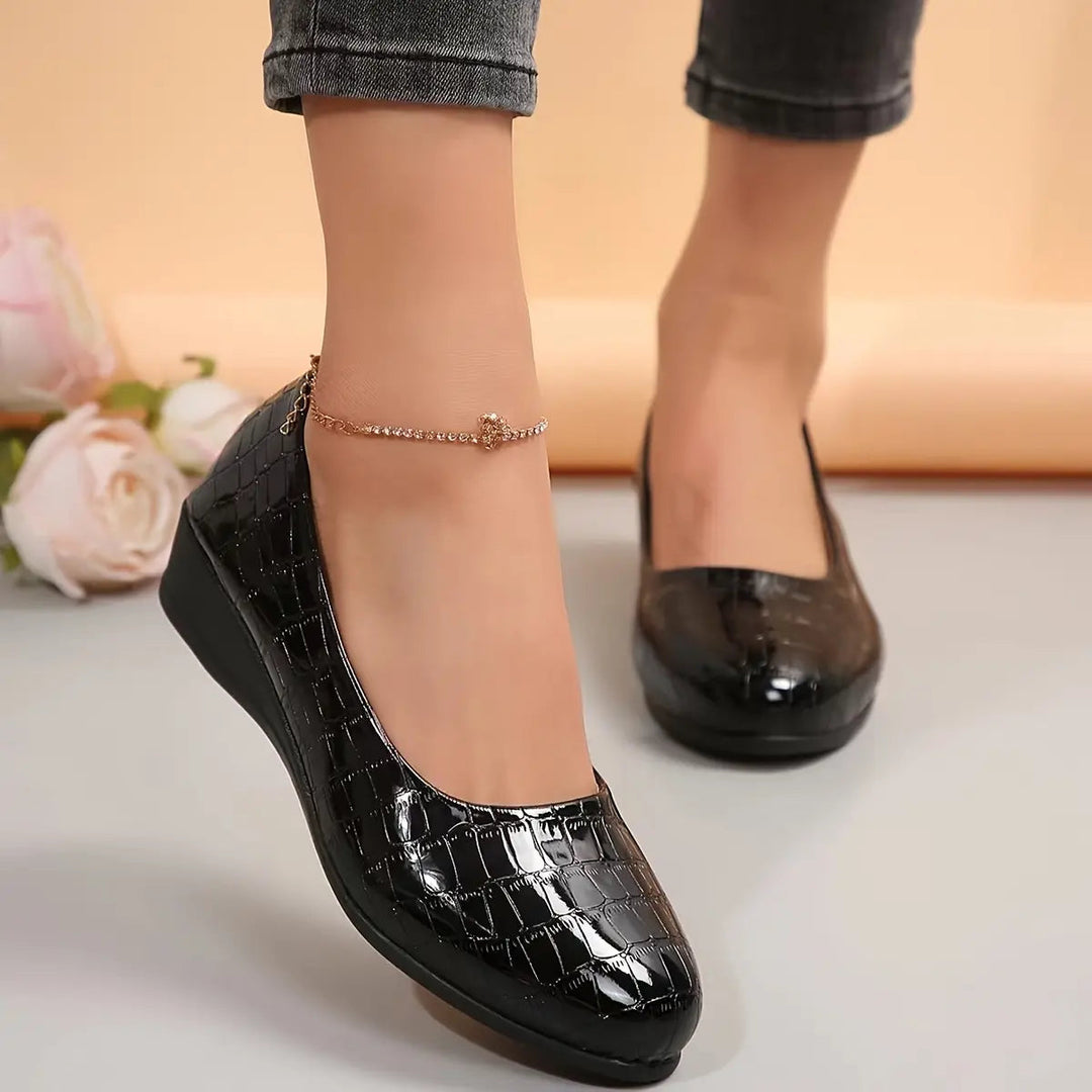 Women's Breathable Leather Wedge Heels - All-Day Comfort