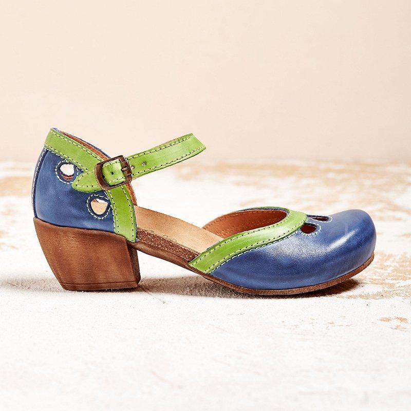 Women's Vintage Charm Mary Jane Flats - Everyday Elegance