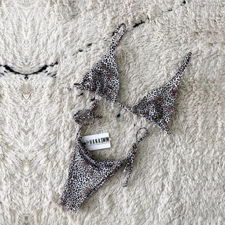 Women's Micro Bikini - Classic Solids for Seaside Adventures