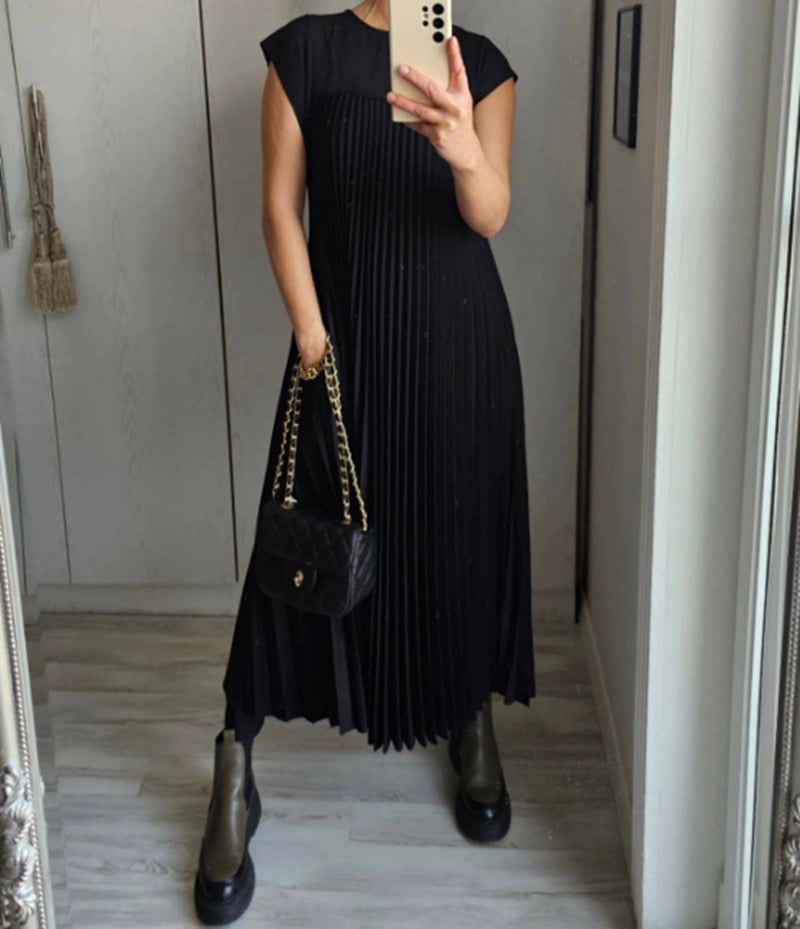 Women's Jolie Dress - Timeless Comfort for Everyday