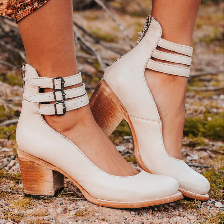 Women's Vintage Buckle-Strap Block Heels - Retro Charm & Comfort