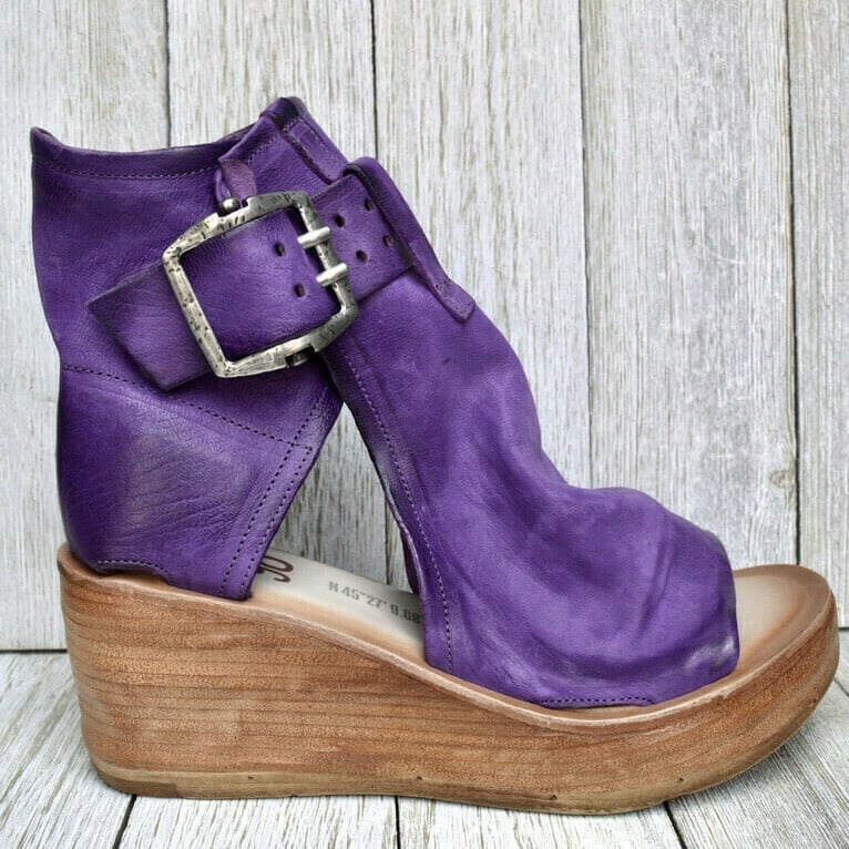 Women's Chic Buckle Wedge Sandals - Effortless Style and Comfort