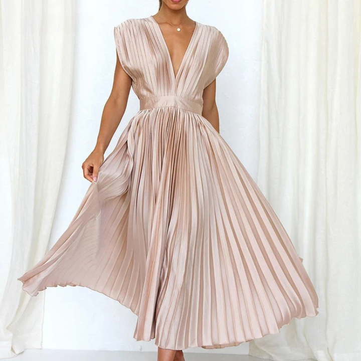Women's Pleated Party Dress - Effortless elegance for any occasion