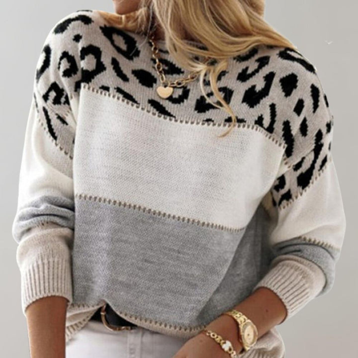 Women's Patterned Sweater - Cozy & Chic Everyday Style