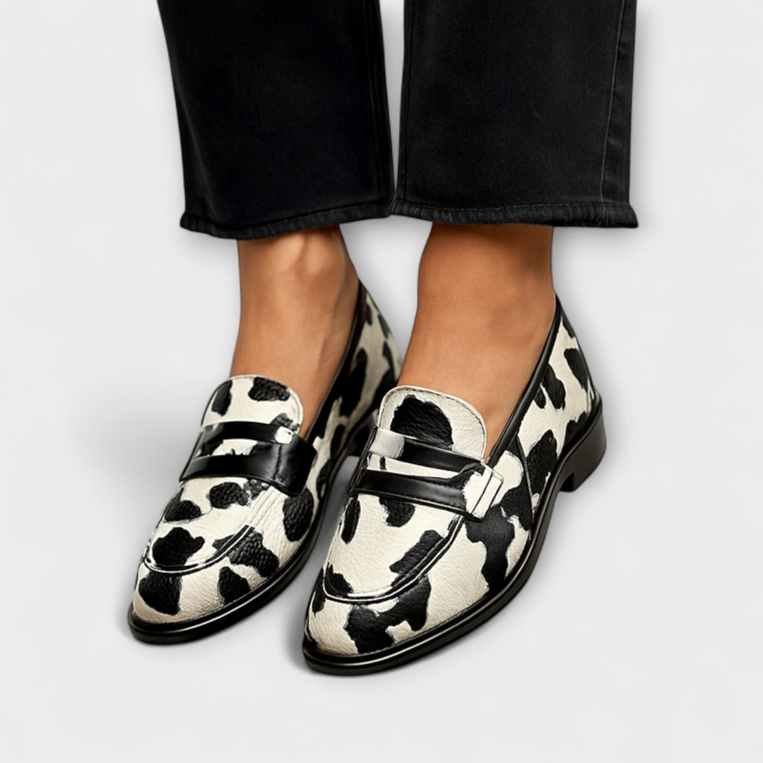 Women's Printed Statement Slippers - Everyday Style