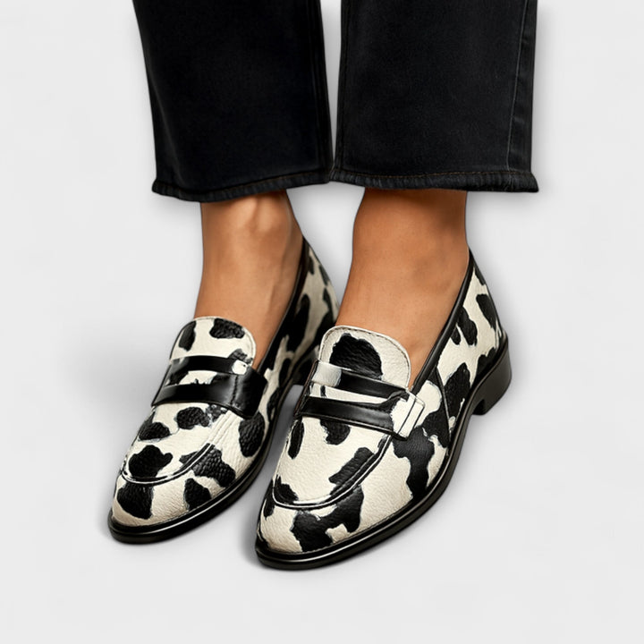 Women's Printed Statement Slippers - Everyday Style