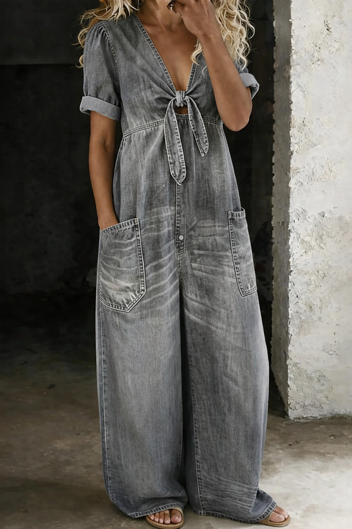 Women's V-Neck Short Sleeve Jumpsuit - Effortless Everyday Style