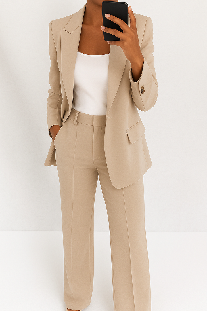 Women's Courtney Power Chic Pantsuit Set - Modern Sophistication