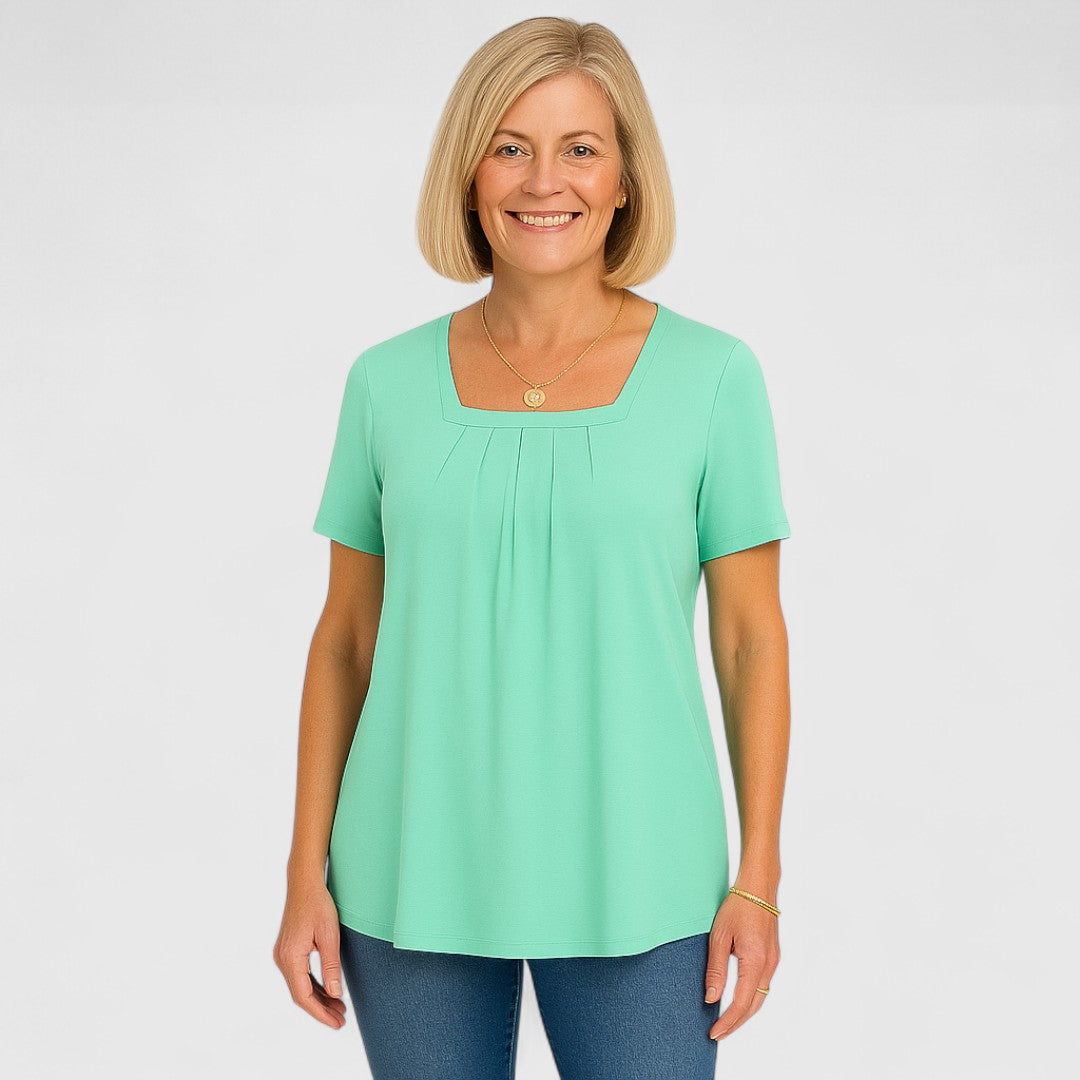 Women's Pleated Blouse - Effortless Elegance for Everyday