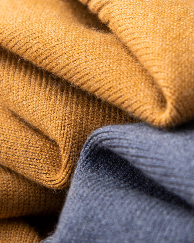 Men's Cashmere-Blend V-Neck Jumper – Layering Knitwear