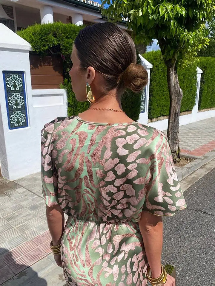 Women's Printed Twist Front Maxi Dress - Elegant Movement